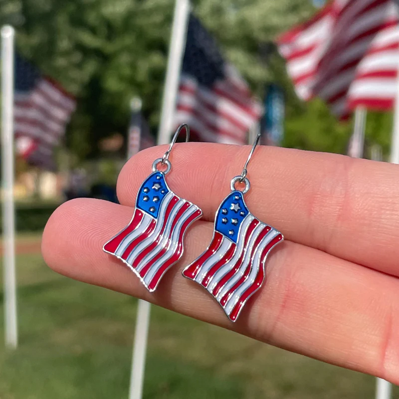 Adorable American Flag Earrings - Image 5