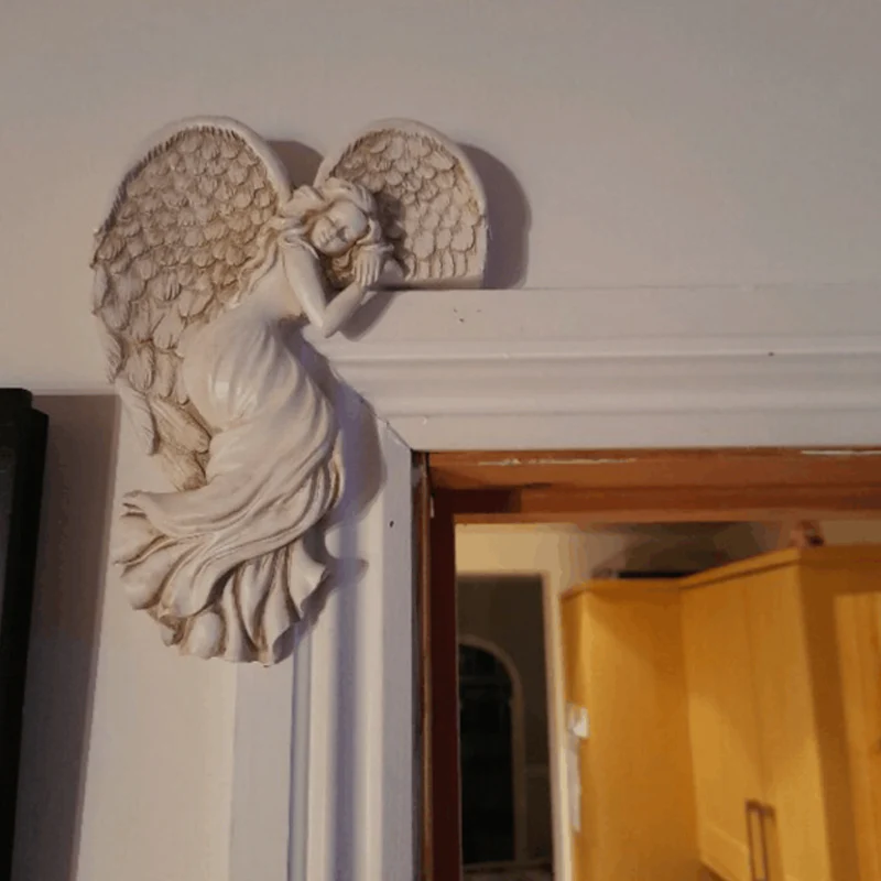 Angel Shaped Door Frame Decoration - Image 3