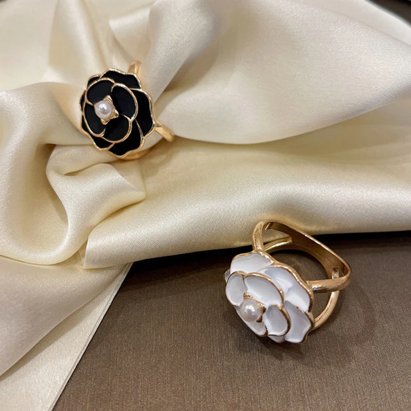 Camellia Scarf Buckle - Image 3