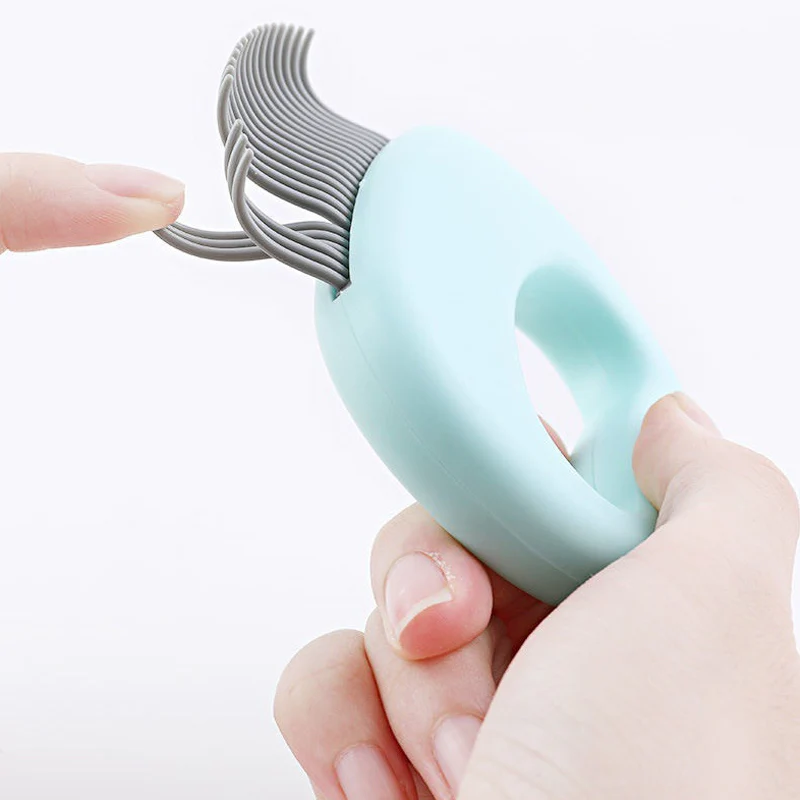 Cat Hair Removal Massaging Shell Comb - Image 4