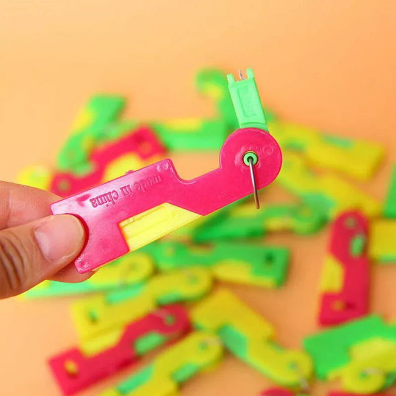 Colorful Automatic Needle Threader - Image 14