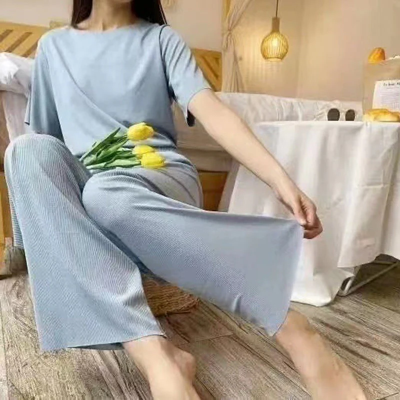Comfortable Ice Silk Short-sleeved T-shirt Two-piece set - Image 9