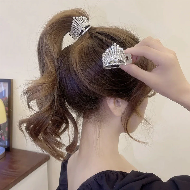 Crown Rhinestone Grab Clip - Image 2