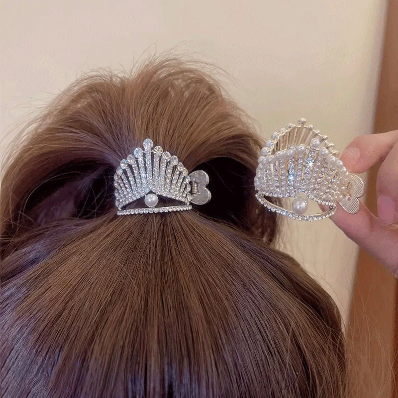 Crown Rhinestone Grab Clip - Image 3
