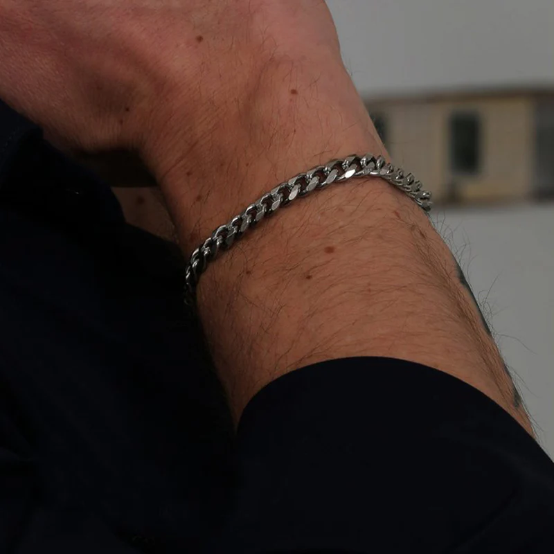 Cuban Link Bracelet - Image 4