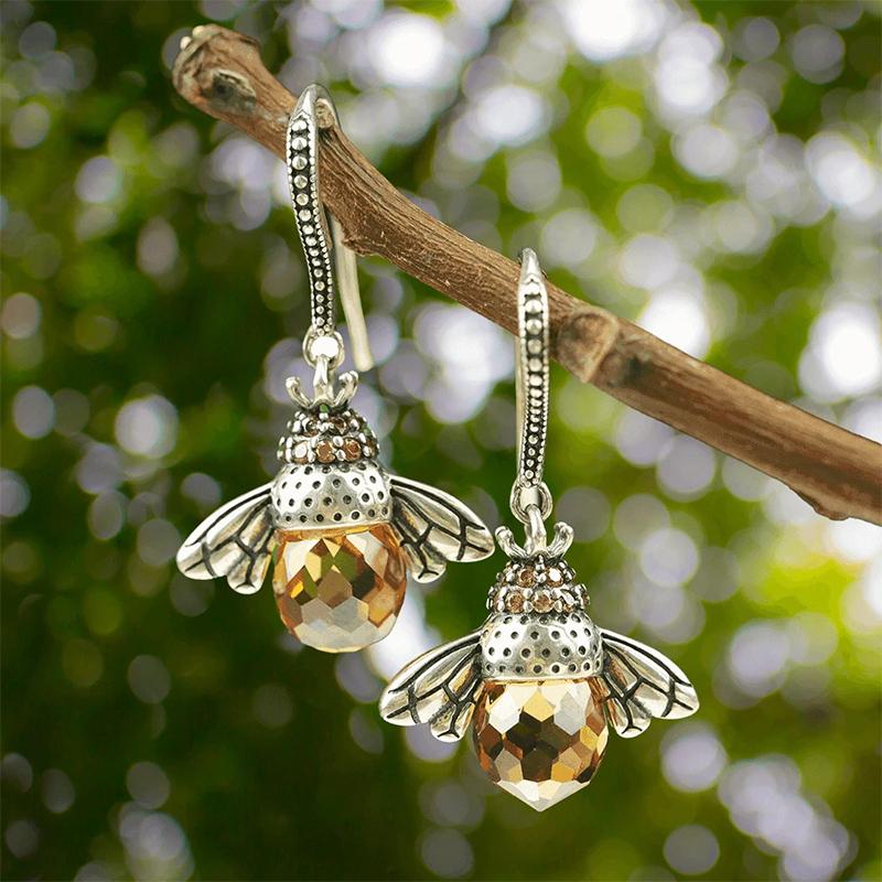 Dancing Bee Earrings - Image 3