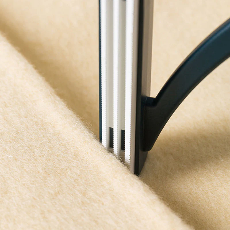 Double Sided Manual Hair Remover - Image 5