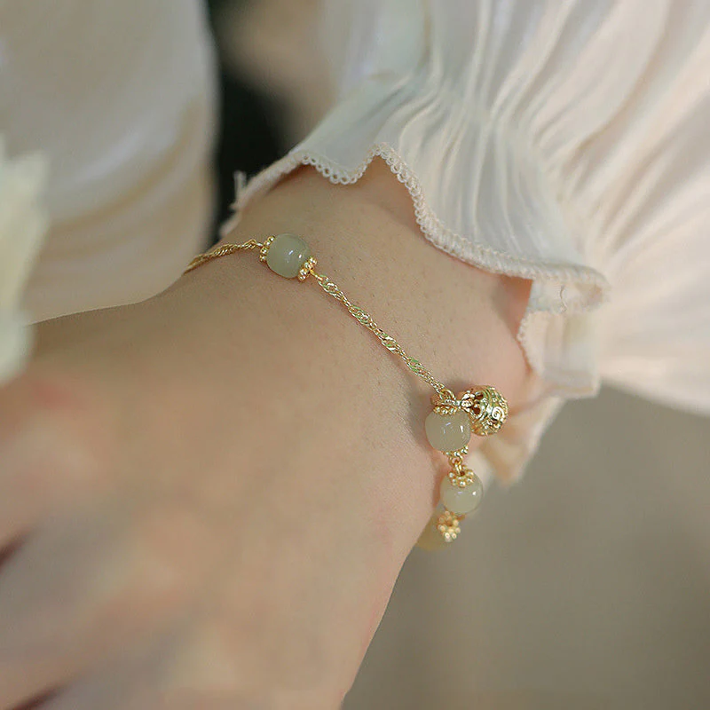 Elegant Hetian Jade Bracelet - Image 2