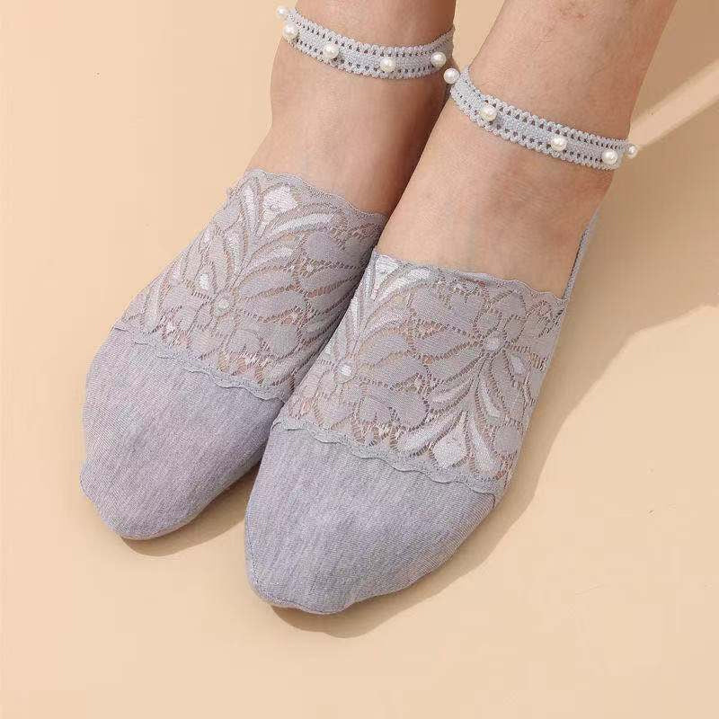 Elegant Pearl Lace Socks - Image 7
