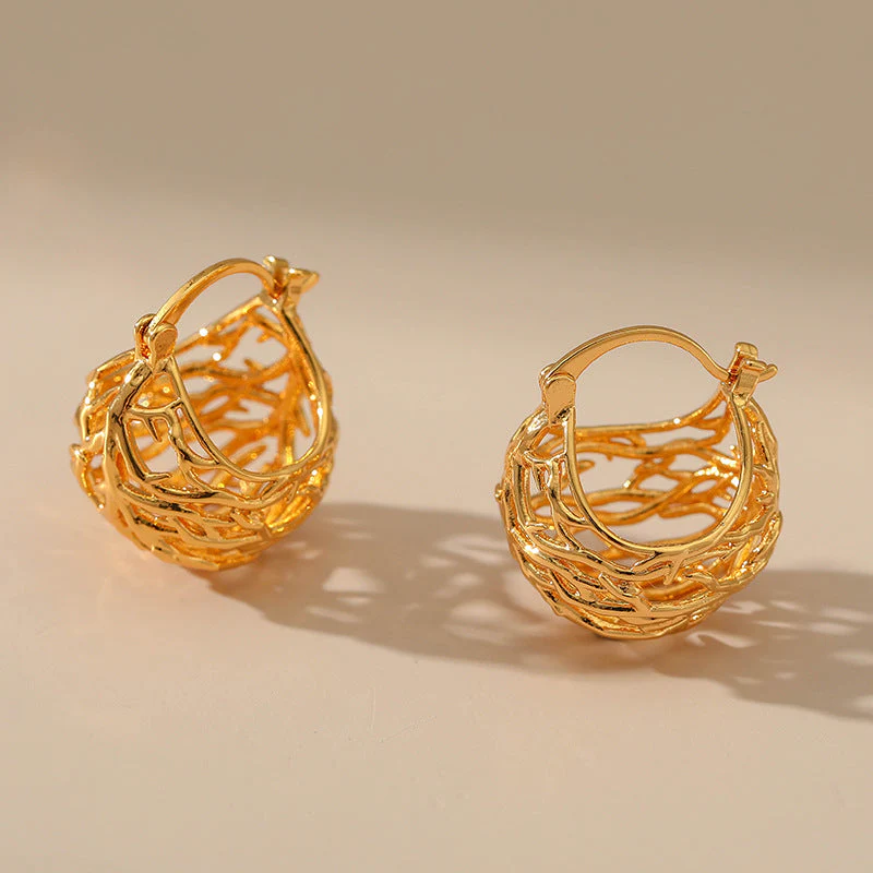 Fashion Cutout Earrings - Image 3