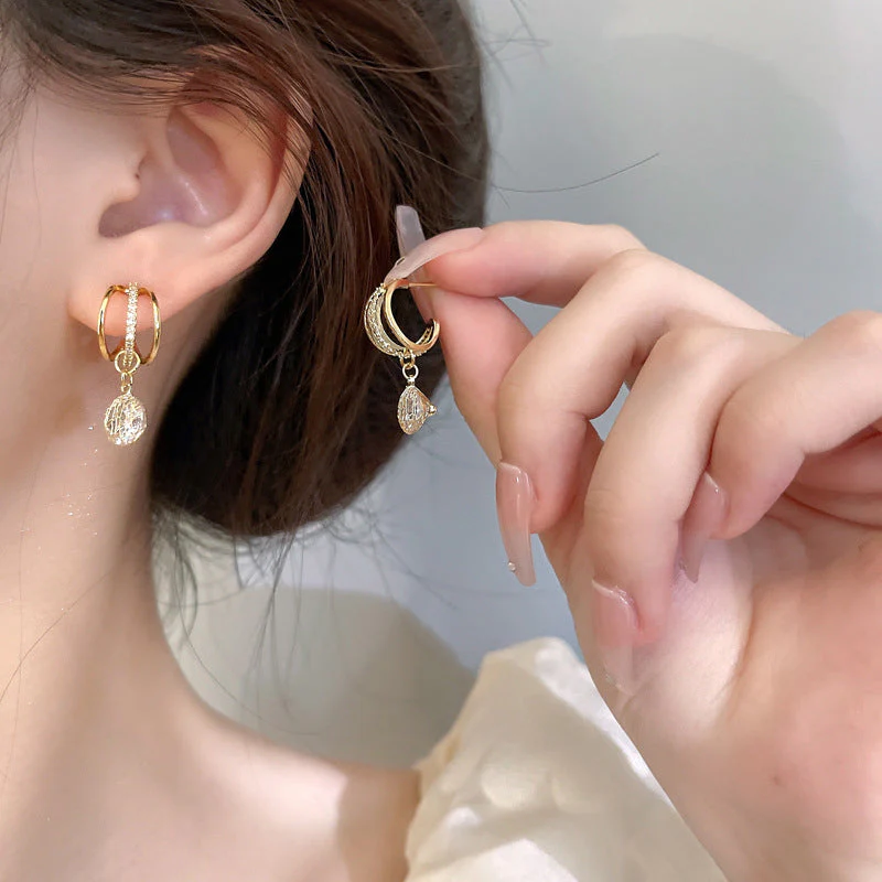 Fashion Diamond Crown Earrings - Image 3