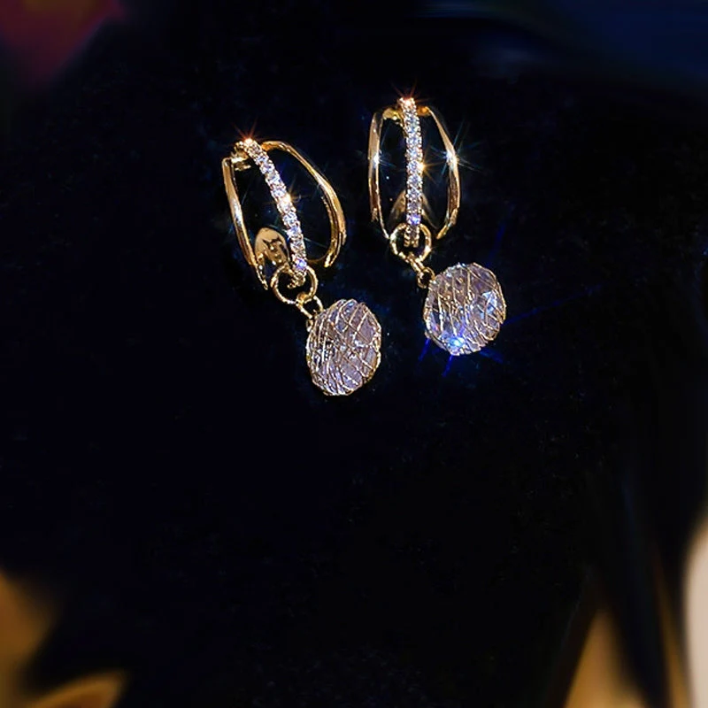 Fashion Diamond Crown Earrings - Image 8