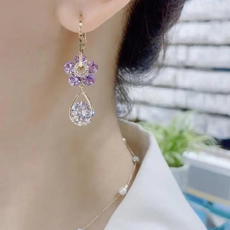 Fashion Flower Crystal Earrings - Image 4