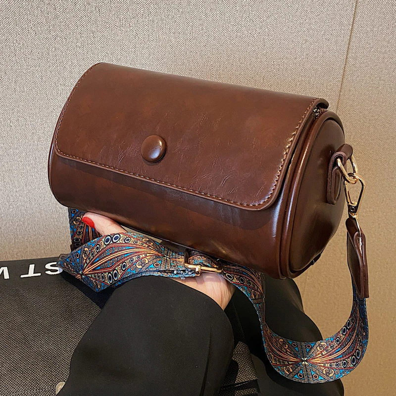 Female Retro Cylinder Bag - Image 6