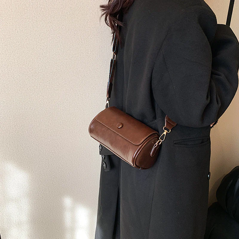 Female Retro Cylinder Bag - Image 8