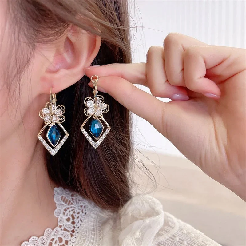 Flower Zircon Rhombic Sapphire Drop Earrings - Image 9