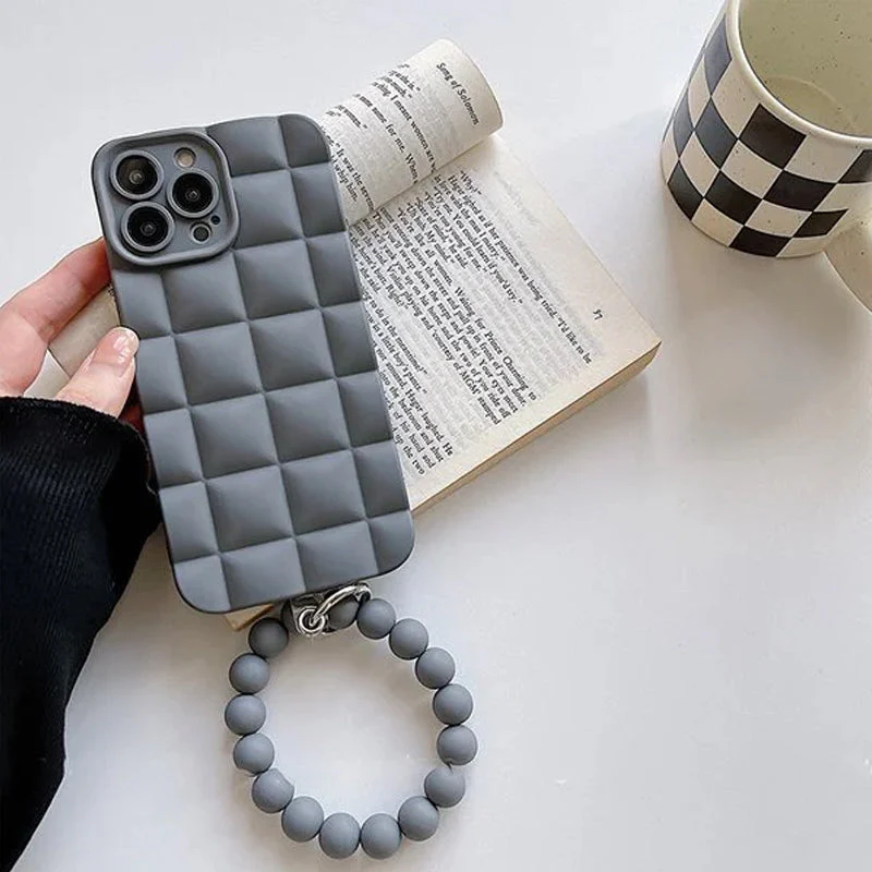 Frosted Pearl Bracelet Case for iPhone - Image 8