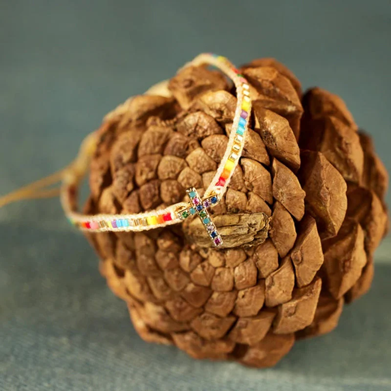 GOD HAS A PLAN CROSS BRACELET - Image 3