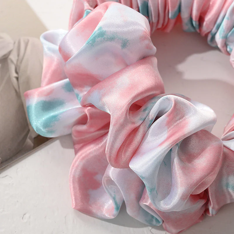 Heatless Hair Curling Double Scrunchie - Image 9
