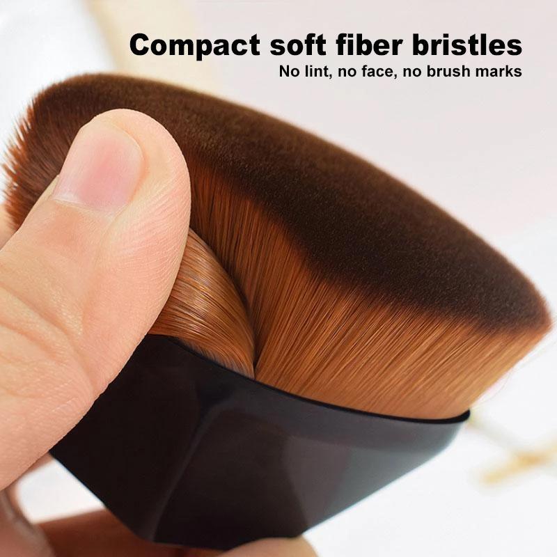 High-Density Seamless Foundation Brush - Image 3