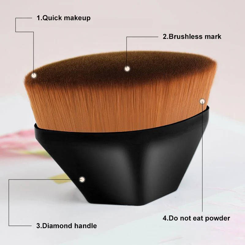 High-Density Seamless Foundation Brush - Image 4