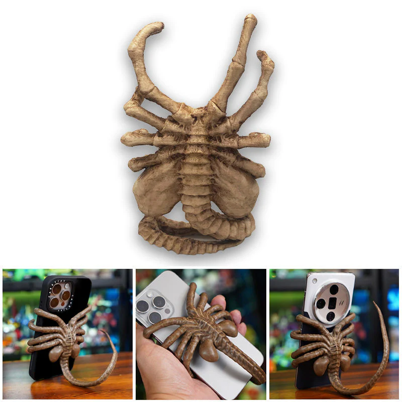 Horrible Facehugger Phone Holder - Image 9