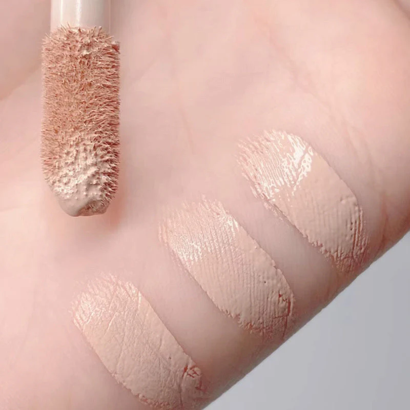 Hydrating Creamy Concealer - Image 2