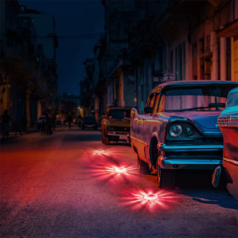 Magnetic Car Emergency Warning Light - Image 2