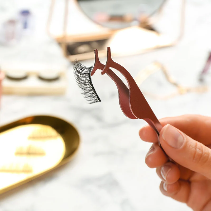 Magnetic False Eyelashes Set - Image 2