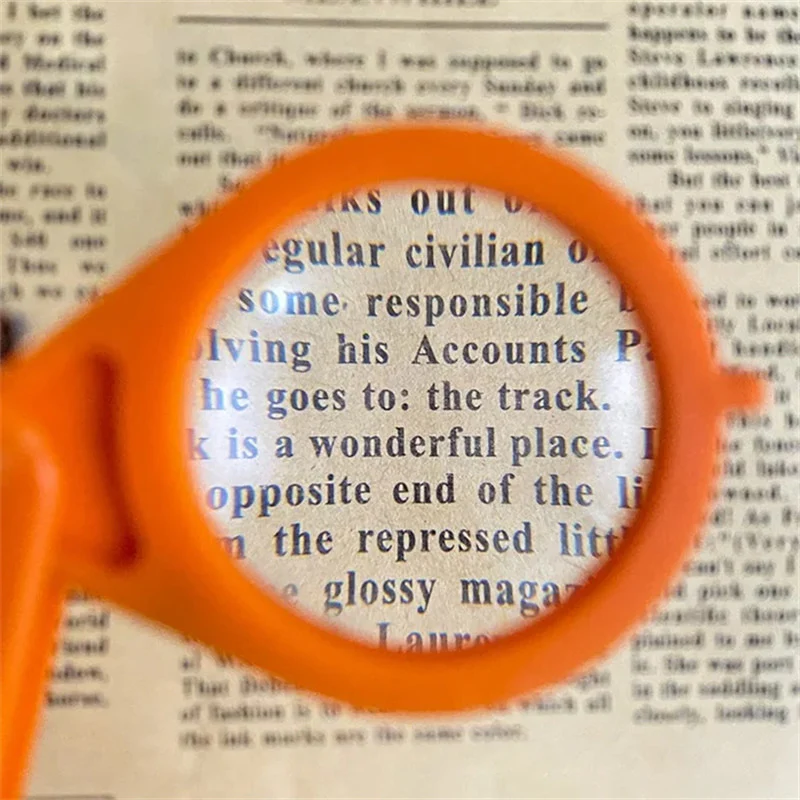 Mini Keychain Magnifying Glass - Image 4