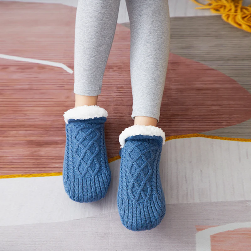 New Woven And Velvet Indoor Socks Slippers - Image 10