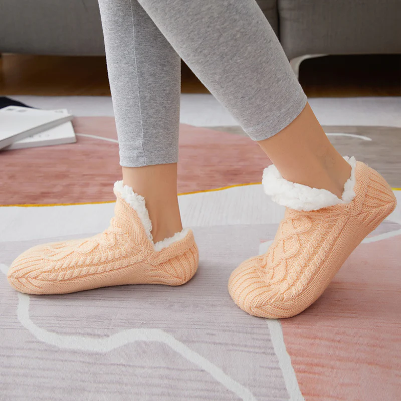 New Woven And Velvet Indoor Socks Slippers - Image 4