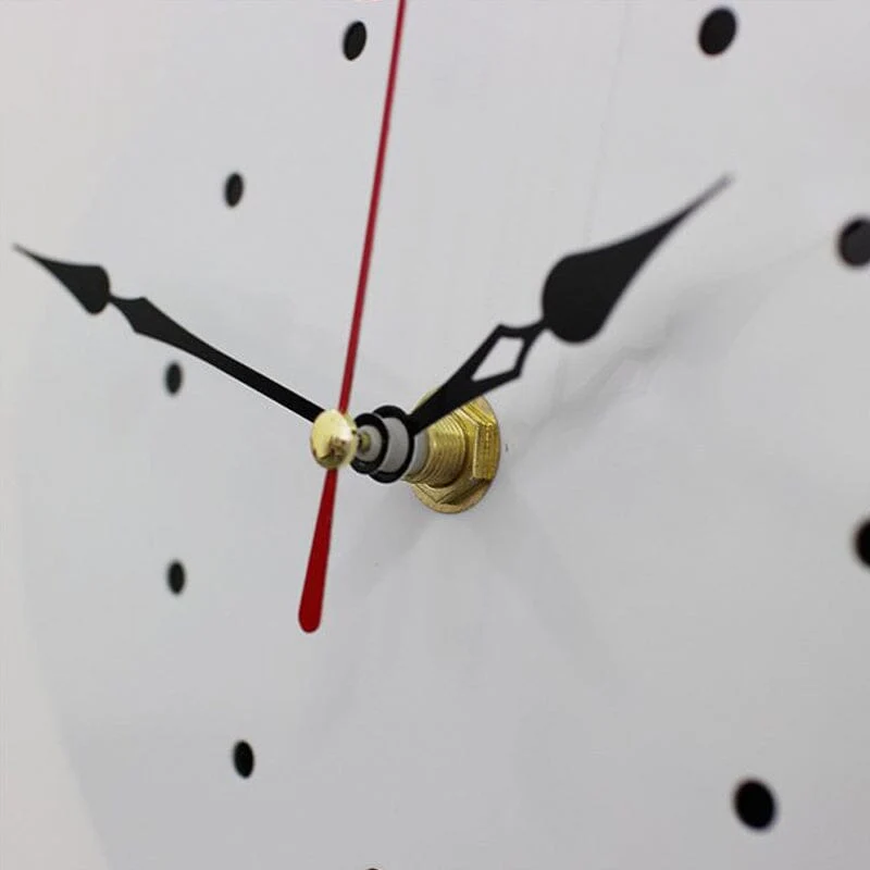 Nordic Cat Wagging Tail Wall Clock - Image 5
