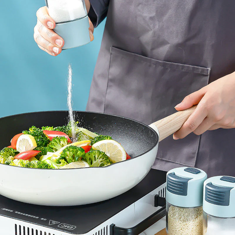 Press Type Seasoning Bottle - Image 9