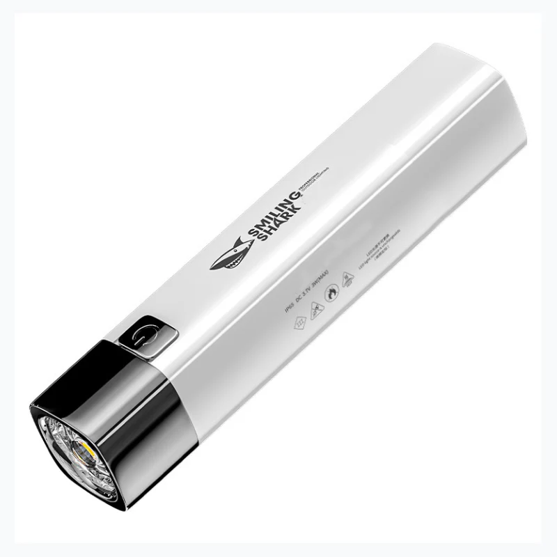 Rechargeable Outdoor Flashlight - Image 8