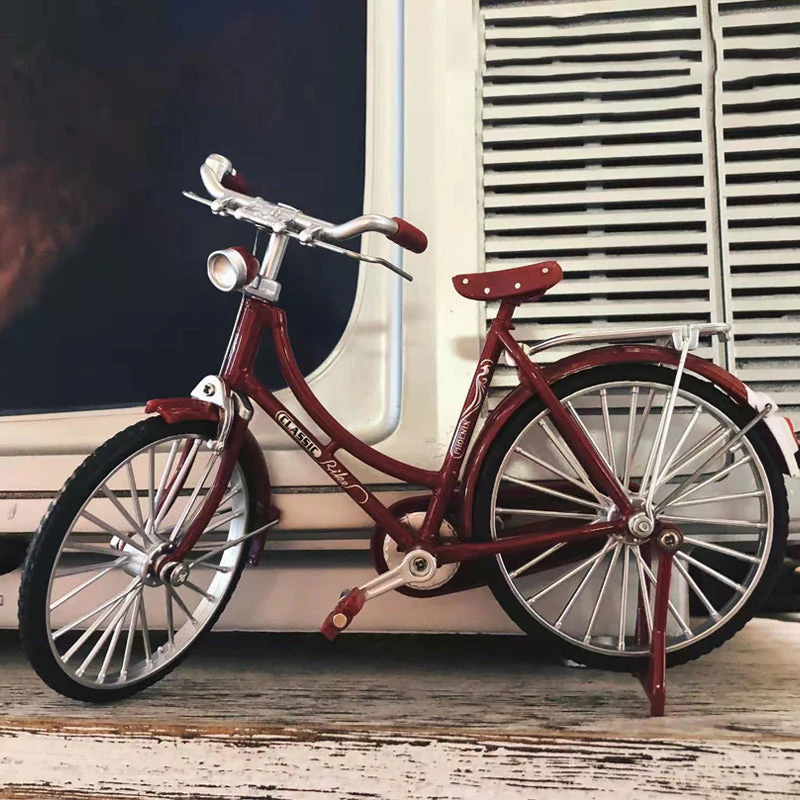 Retro Bicycle Model Ornament - Image 3