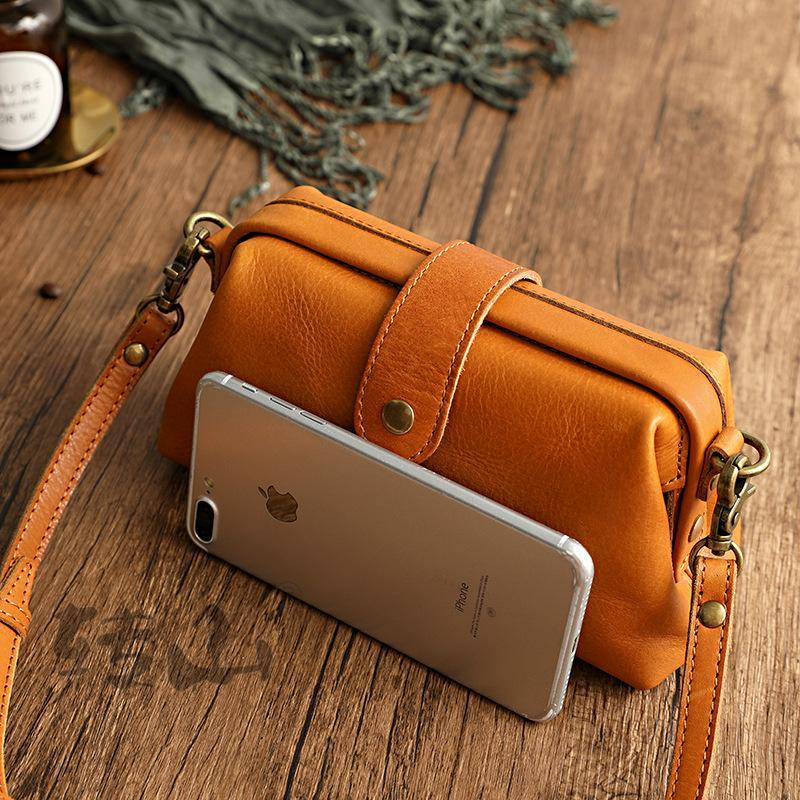Retro Handmade Bag - Image 4