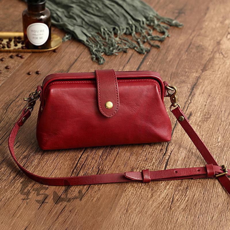 Retro Handmade Bag - Image 5