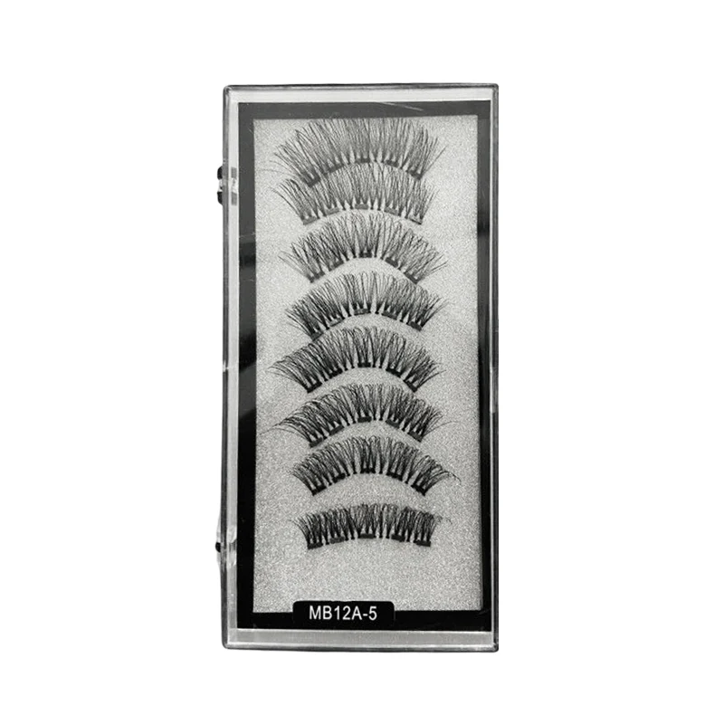 Reusable Magnetic Eyelash Set - Image 13
