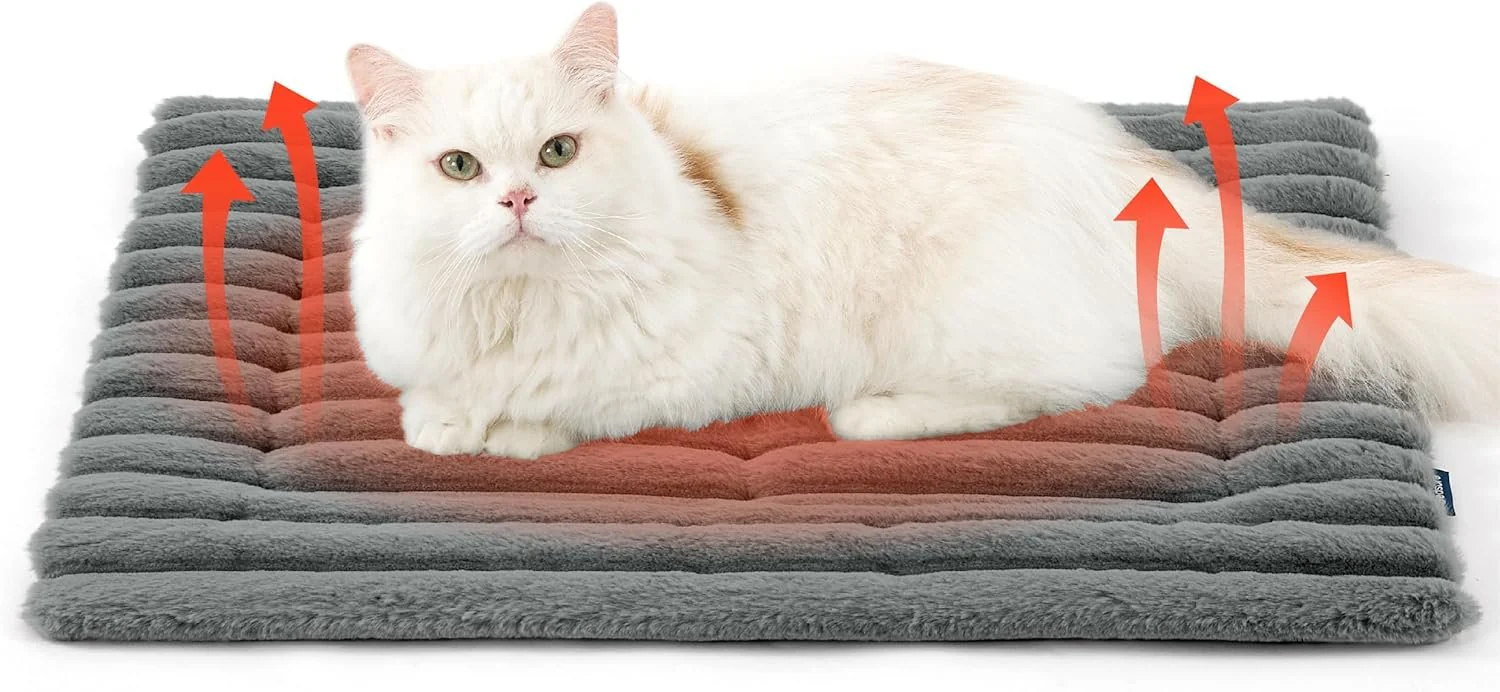 Sakerplus Self Warming Thermal Pet Bed Mat - Image 7