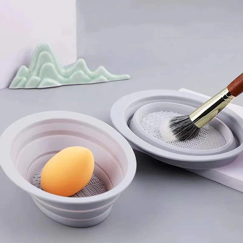 Silicone Makeup Brush Cleaner Bowl - Image 3