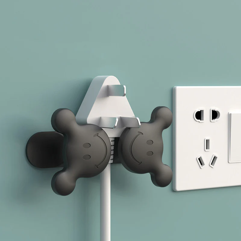 Smile Face Cord Organizer - Image 7