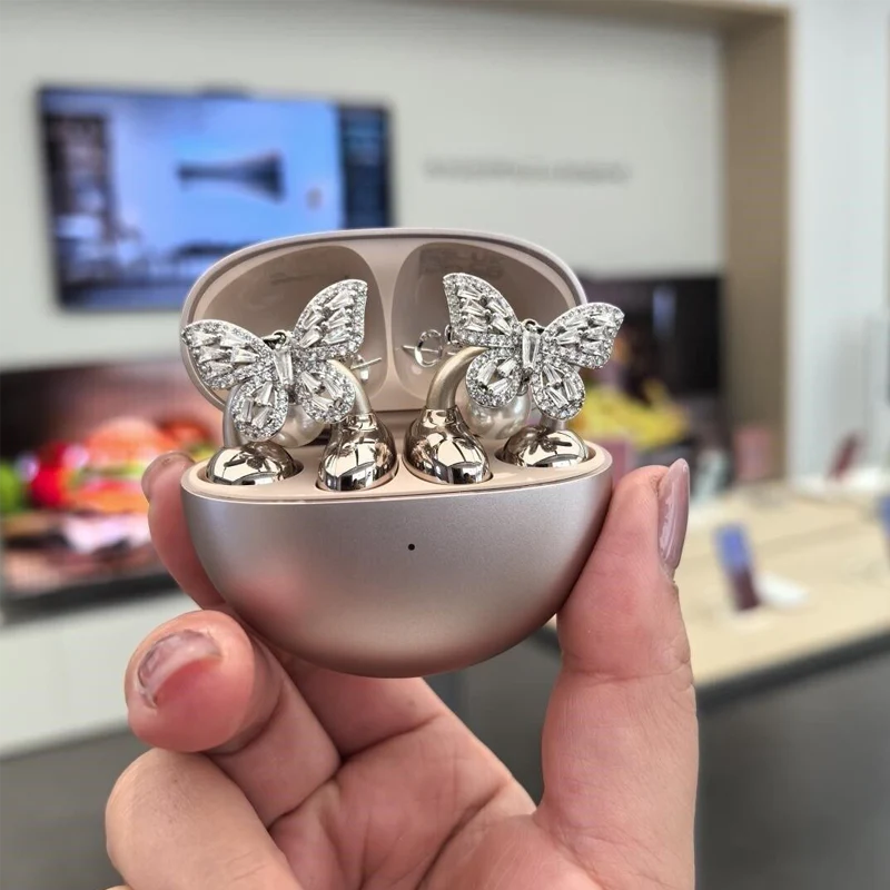 Sparkling Butterfly Bow Clips for Earbuds - Image 12