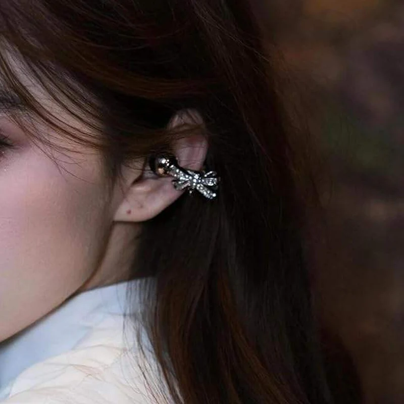 Sparkling Butterfly Bow Clips for Earbuds - Image 5