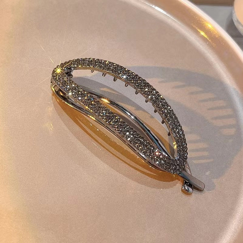 Sparkling Curved Minimalist Hair Buckle - Image 12