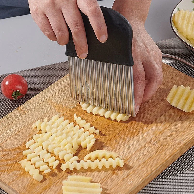 Spike Wavy Potato Knife - Image 2