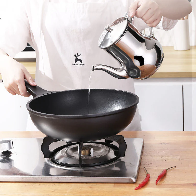 Stainless Steel Oiler - Image 8