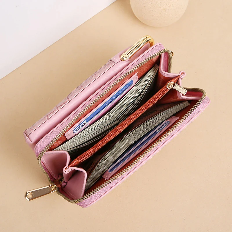 Stylish Crossbody Bag - Image 4
