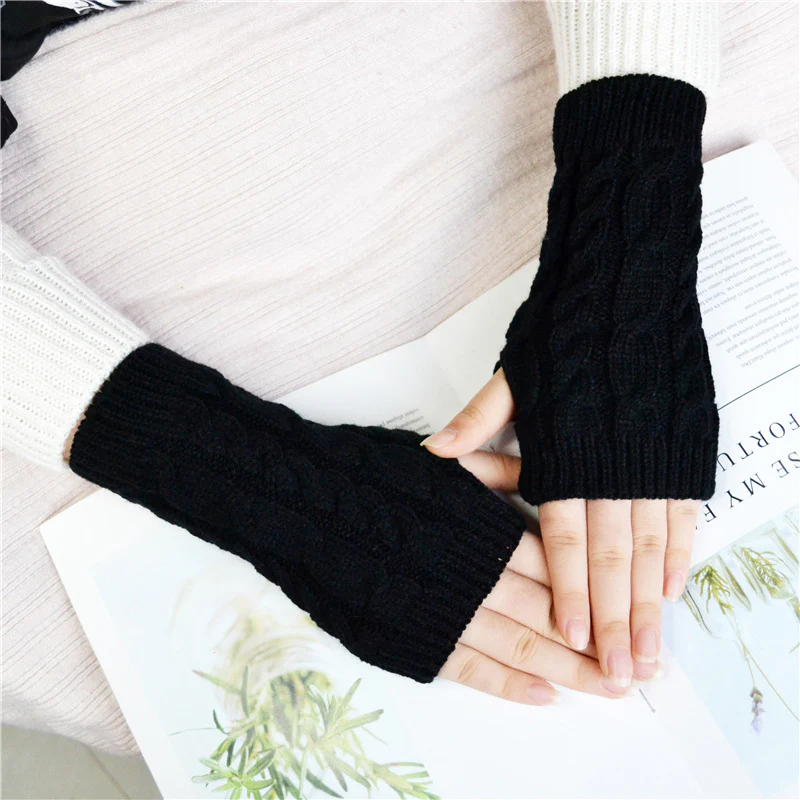 Stylish Woolen Gloves - Image 6