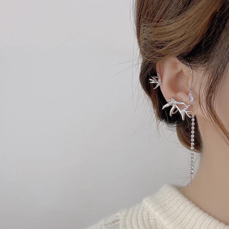 Swallow Tassels Earrings - Image 5